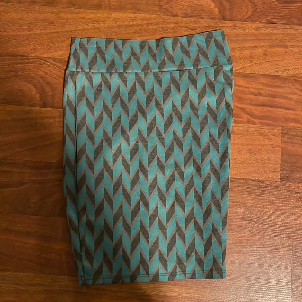 LulaRoe size: 12 girls skirt